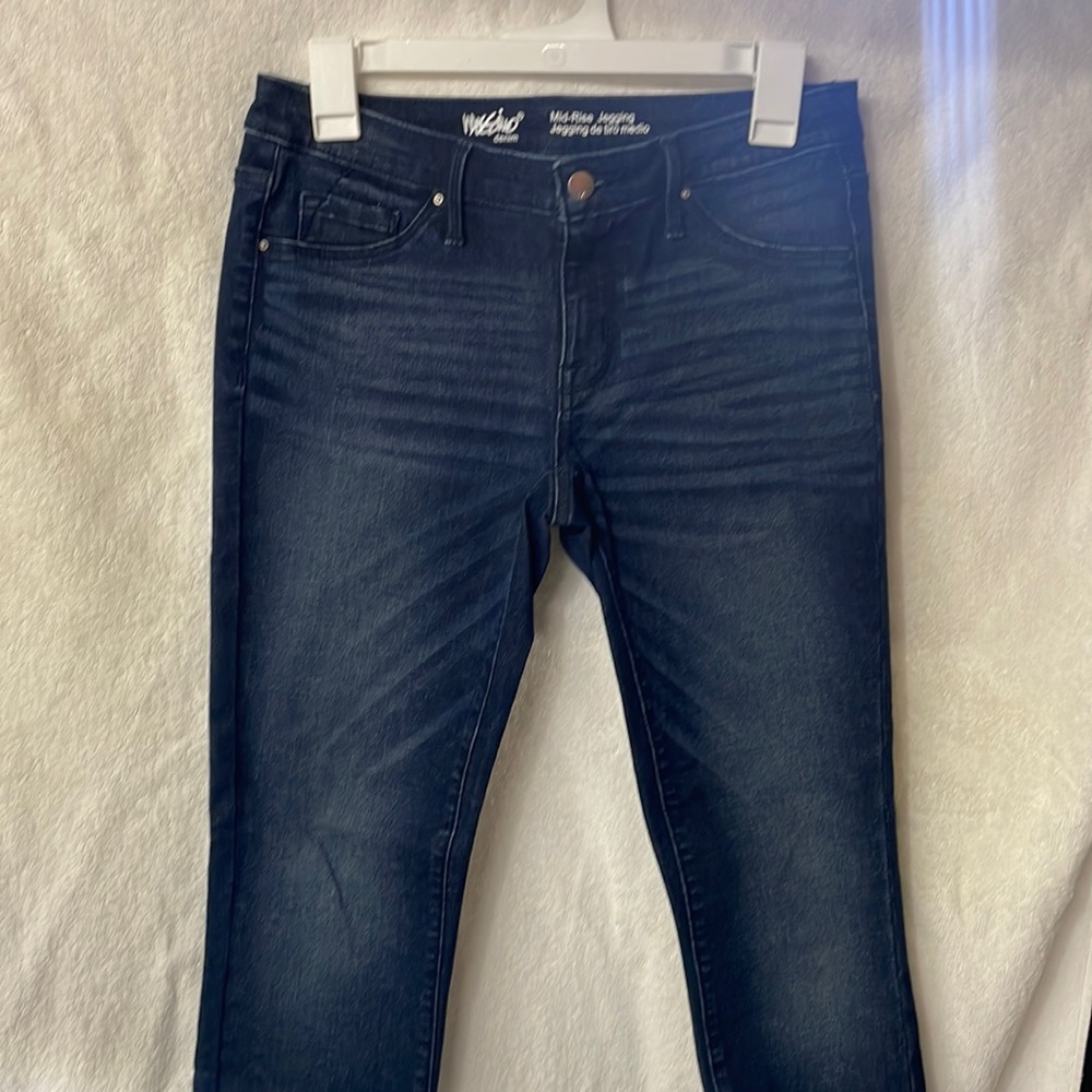 Mossimo Women’s Stretch Jeggings - Size 4/27R
